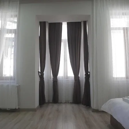 Taksim Park Hotell 2*