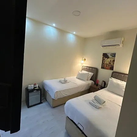 Otel Taksim Park 2*